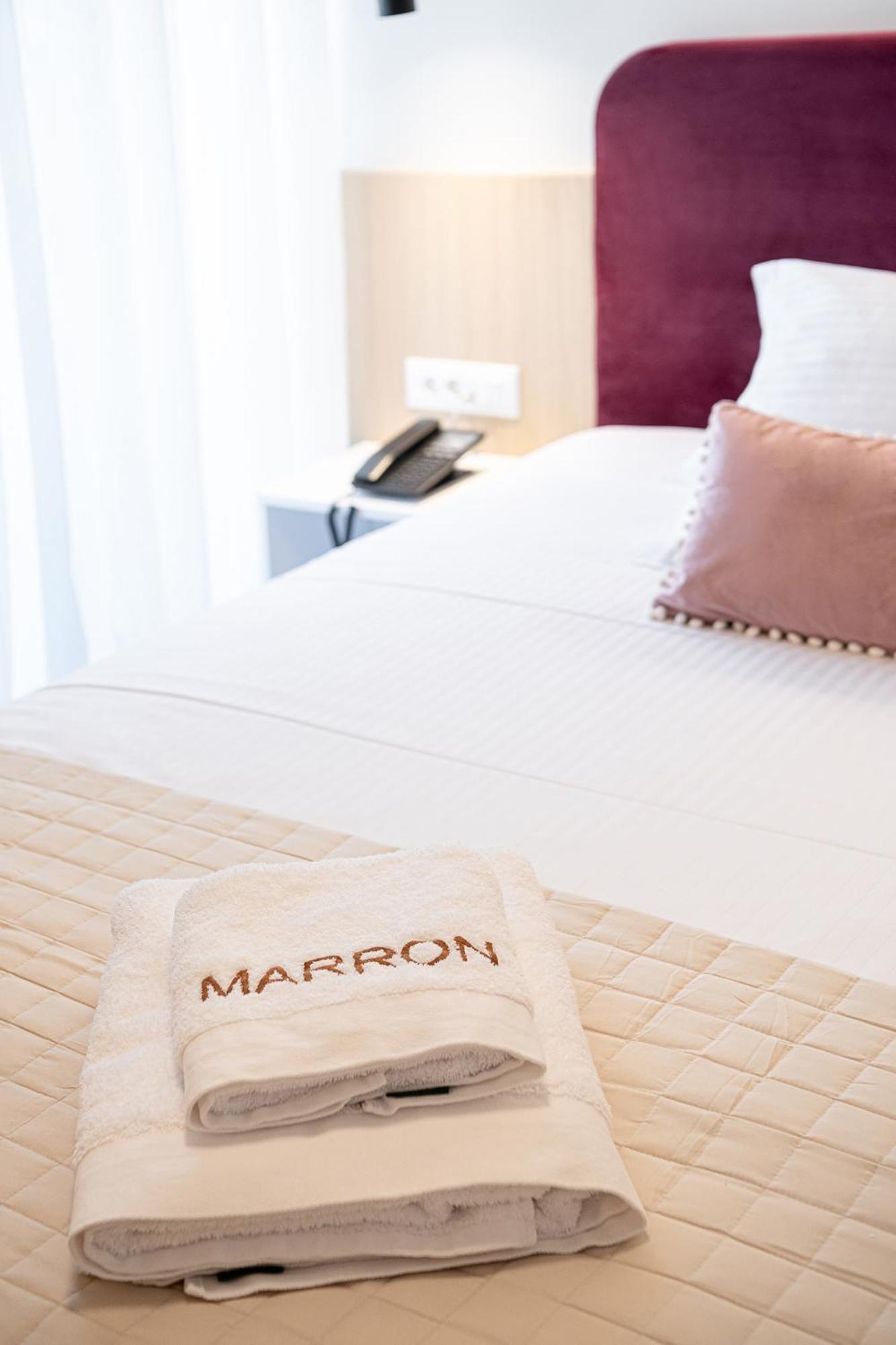Miss Marrone City Hotel 하니아 외부 사진