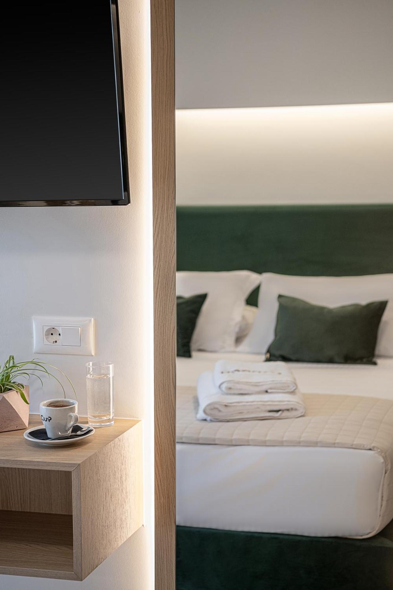Miss Marrone City Hotel 하니아 외부 사진